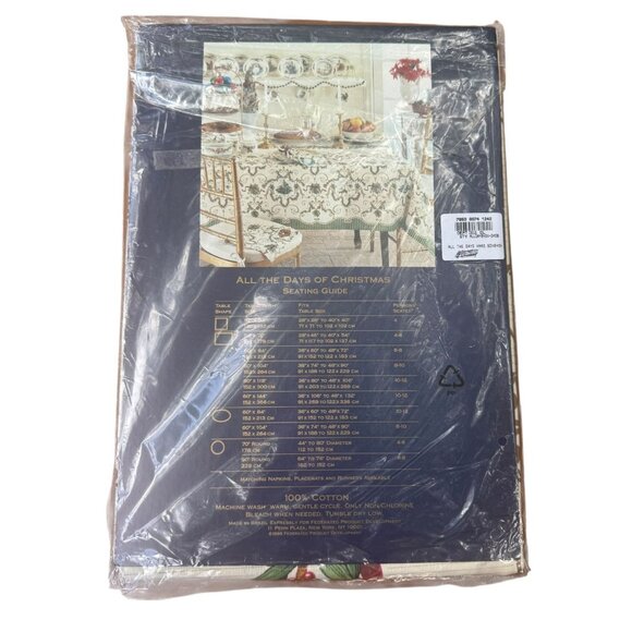 Charter Club Christmas Tablecloth 60" X 84" Oval 100% Cotton Holly Berry Design - Picture 4 of 5